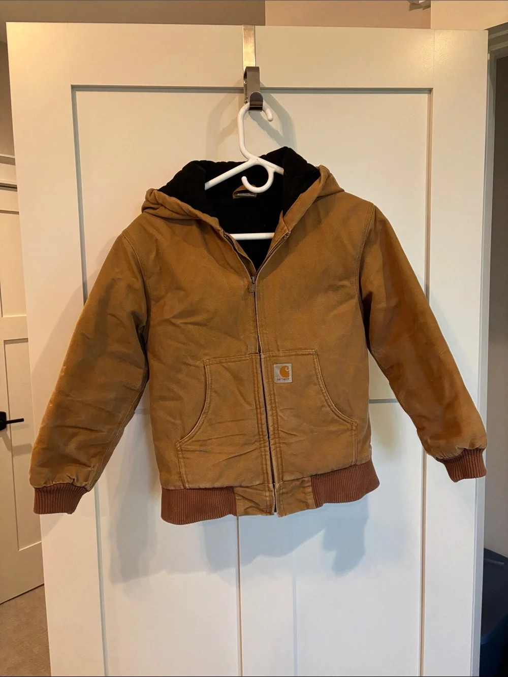 Carhartt • kids jacket size 10/12 gender neutral